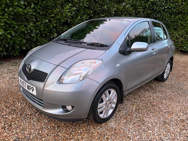 TOYOTA YARIS 1.3 VVT-i TR